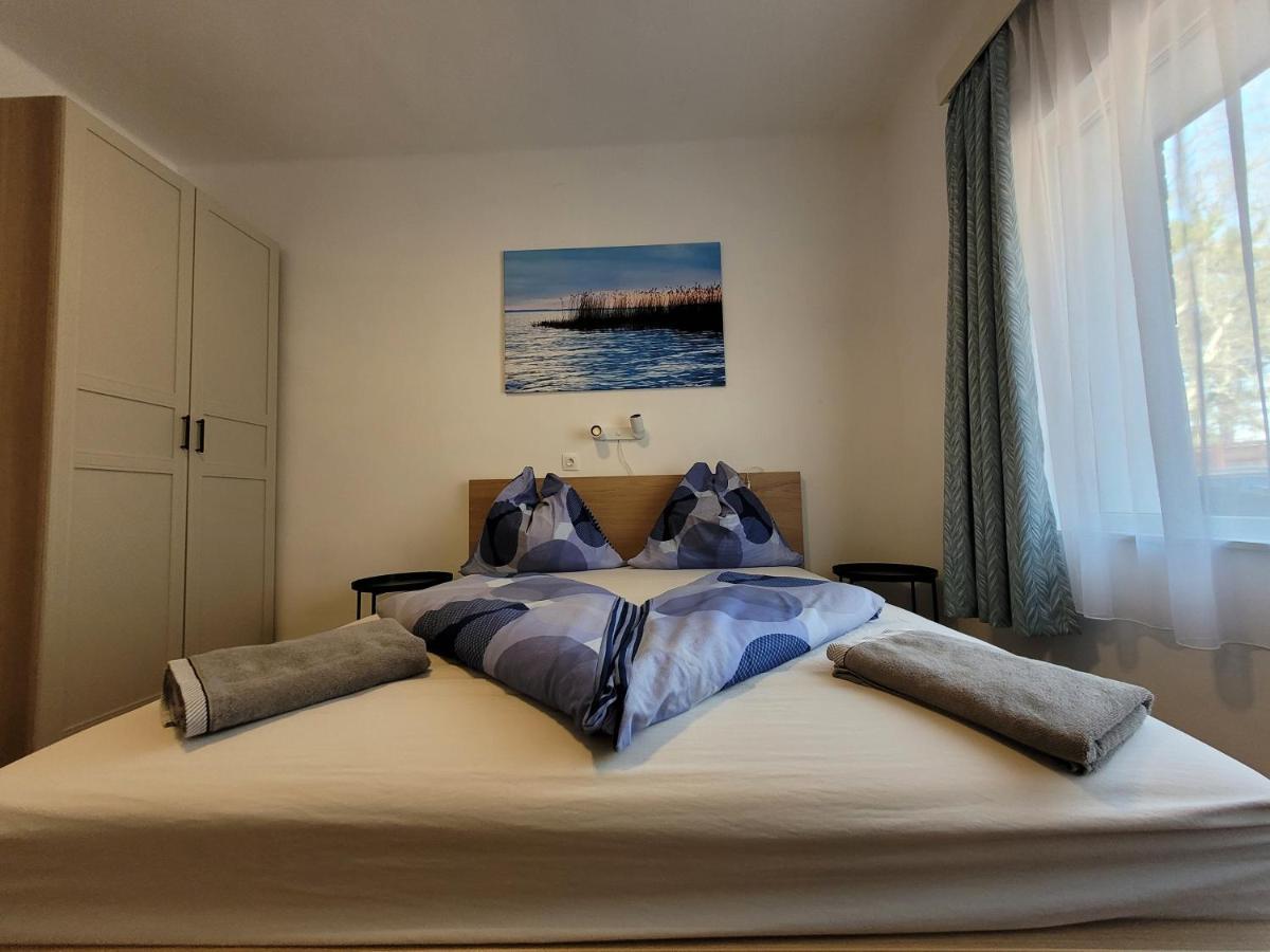 Villa Adele Siófok Esterno foto